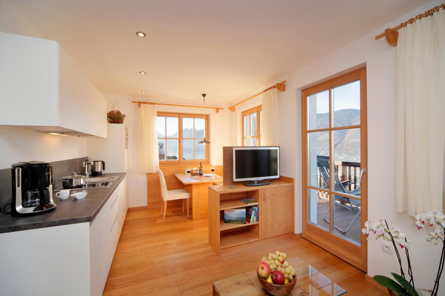 Schwarzplatterhof Apartment เมราโน ภายนอก รูปภาพ